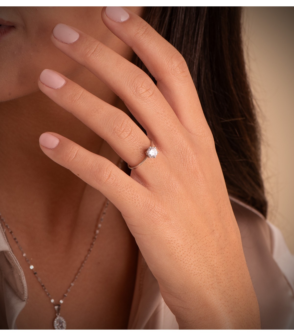 Anillo de pedida Sannia Oro blanco 18 Ktes