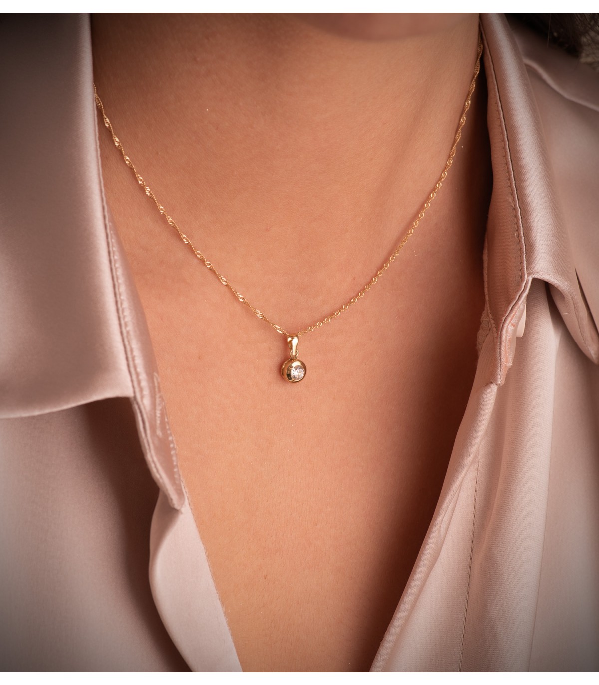 Punto luce in oro giallo 750 6,5 mm, collana con ciondolo solitario rotondo con zirconi