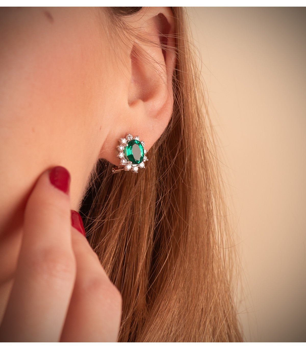 Orecchini Eowyn oro 18kt smeraldi e diamanti
