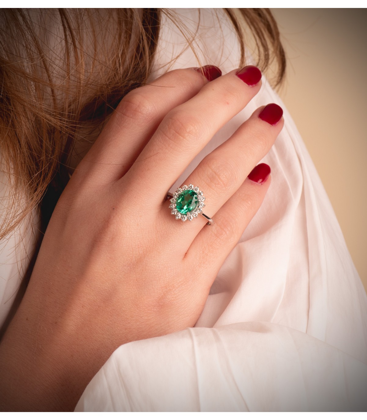 Smaragd Ring mit Diamanten Galadriel 750 Weißgold