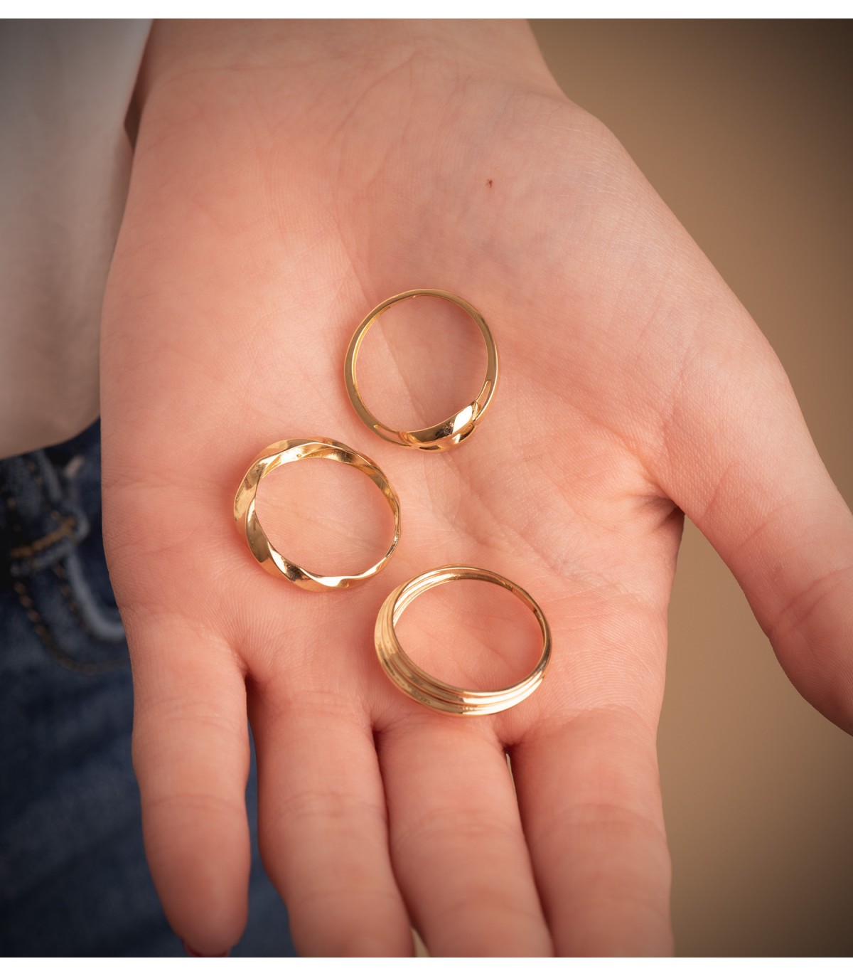 Ring Joyce aus 18K Gold, Damenring mit breiter Design 7 mm