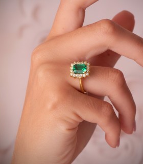 Goldring mit Smaragd und Diamanten. | Verlobungsringe mit Smaragden.
