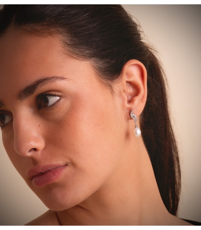 Pendientes Madame Charlotte Aglaé Oro Blanco 9K Perla
