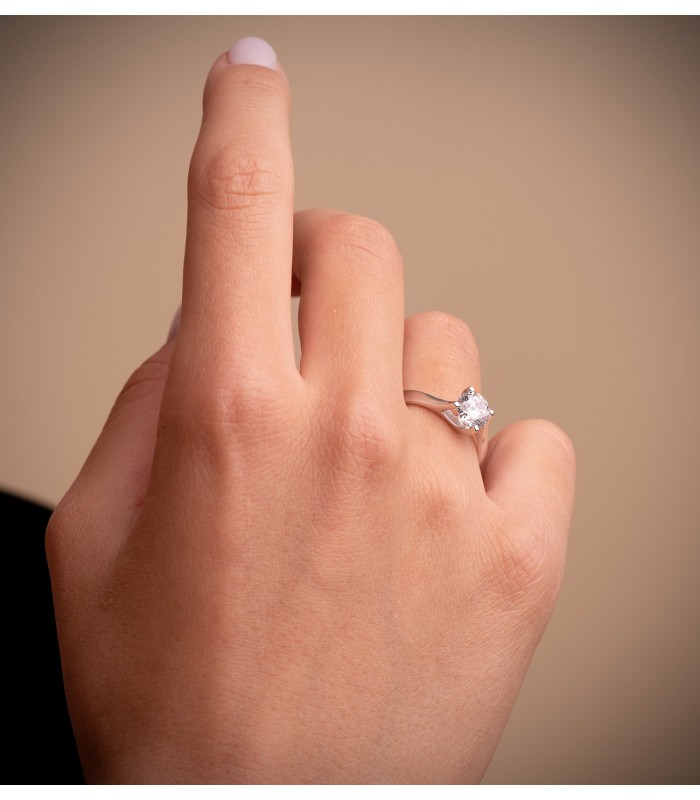 Anello Solitario Claire oro bianco 18 Kt