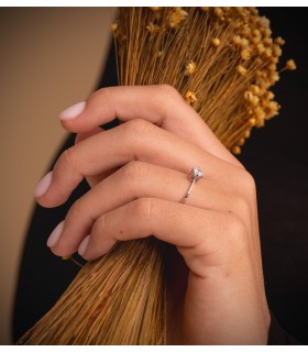 Solitaire Femme Or blanc 18k Kira, bague de fiançailles avec zircone 5 mm à 6 griffes