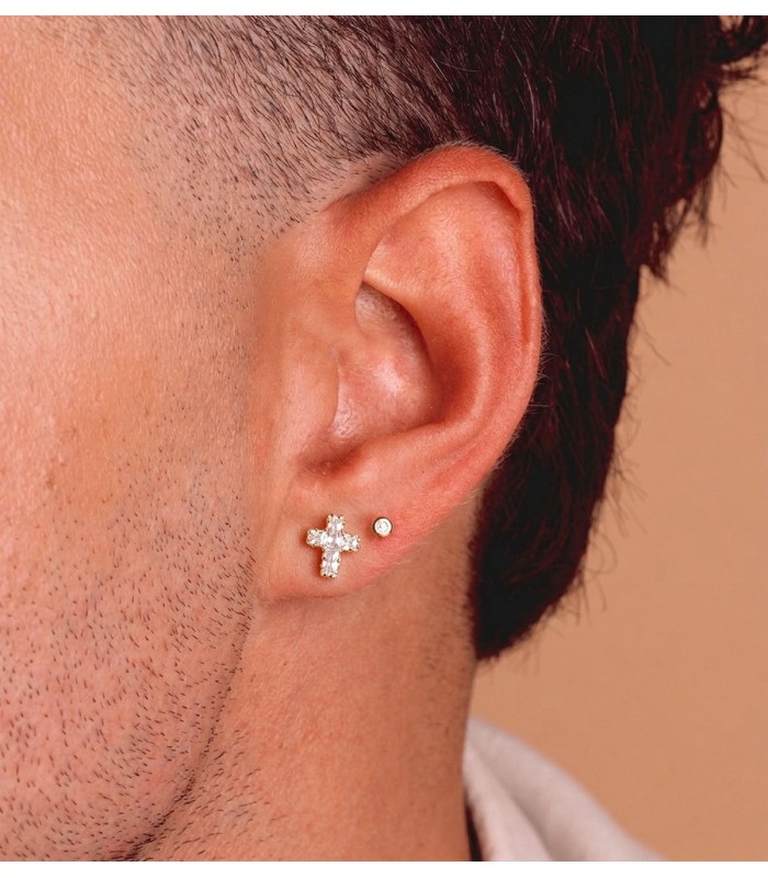 Pendientes de hombre con forma de cruz con circonitas tipo Beckham y Cristiano Ronaldo.