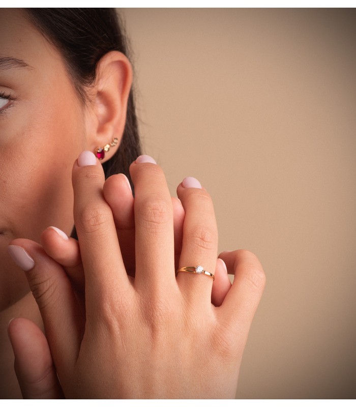 Solitario Isabelle oro giallo 18 Kt con zircone brillante da 4 mm