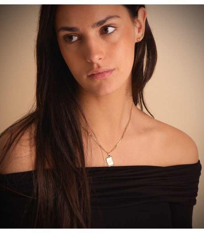 Alda Joyeros, joyería online | Pergamino banda Oro Amarillo 18K 18mm, colgante chapa para grabar.