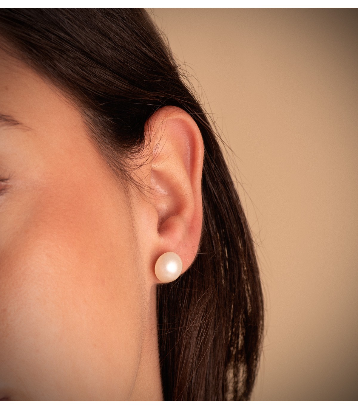 Damenohrringe mit japanischen Perlen aus 750er Gelbgold, Durchmesser 11,5 mm – Modell Ah Young | Schmuck für Damen.