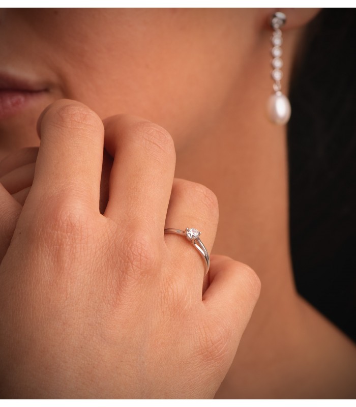 Solitaire blanc Isabelle 18 Carats