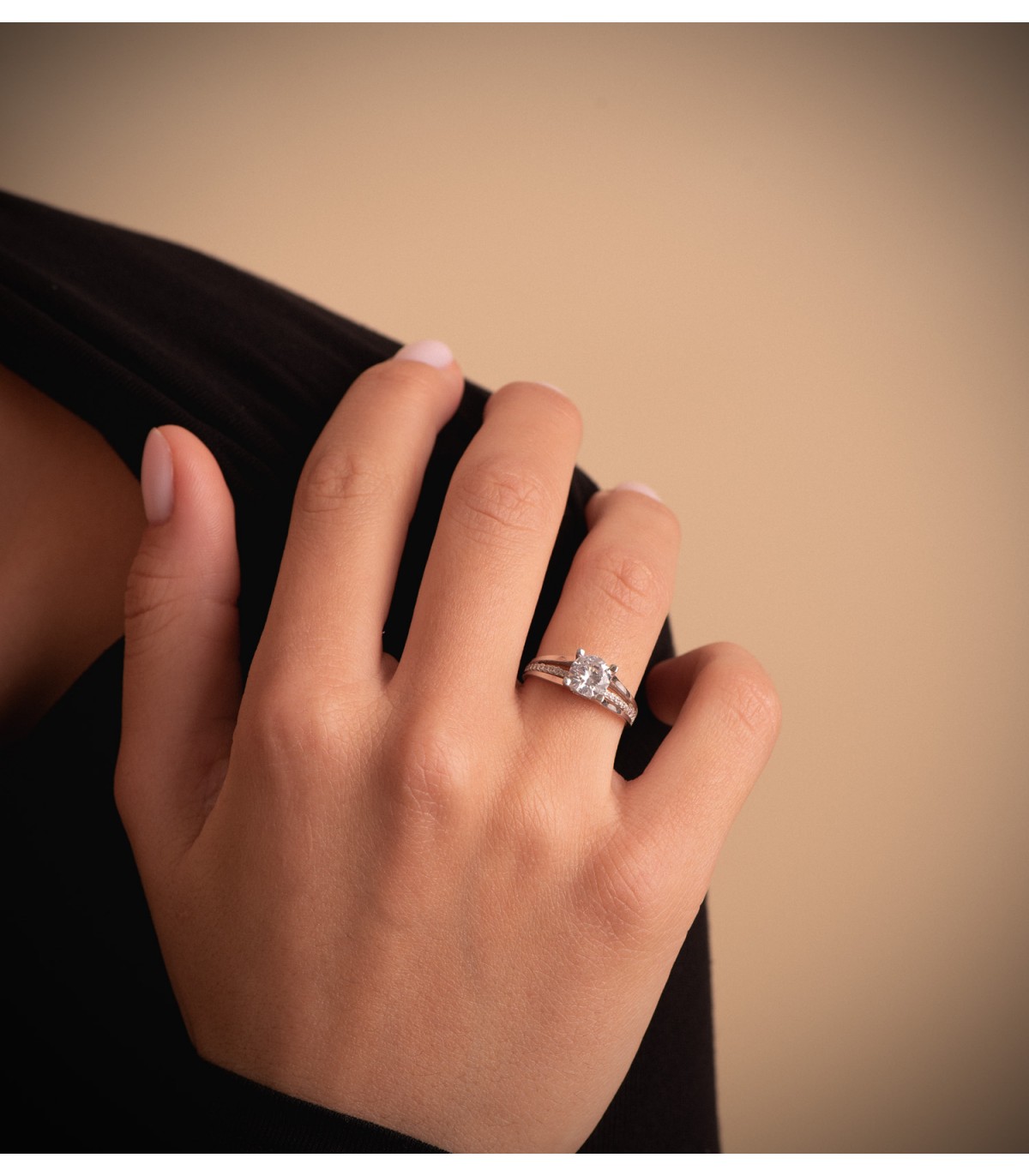 Solitaire blanc Andrea 18 Carats