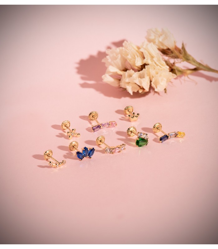 Piercing orecchio con pietre colorate verde Frog | Orecchini lobo e piercings donna in oro 9k.