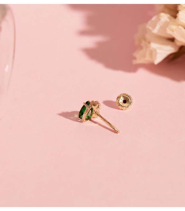 Piercing orecchio con pietre colorate verde Frog | Orecchini lobo e piercings donna in oro 9k.