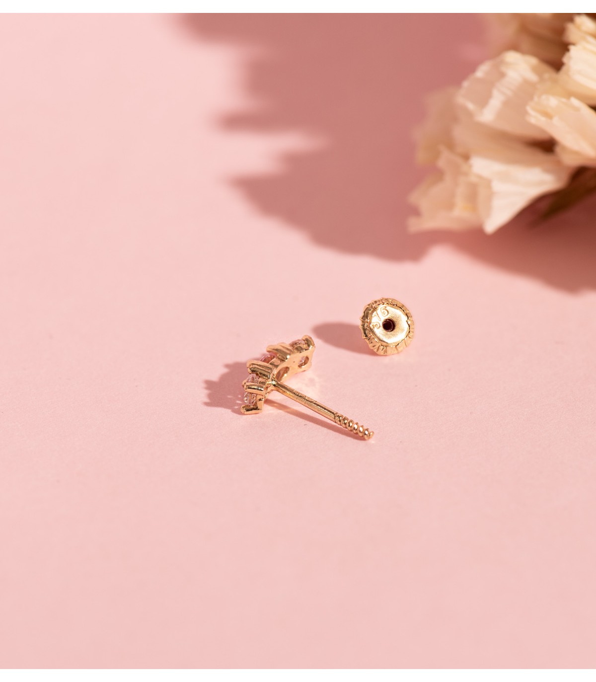Piercing orecchio con pietre colorate rose Flamingo | Orecchini lobo e piercings donna in oro 9k.