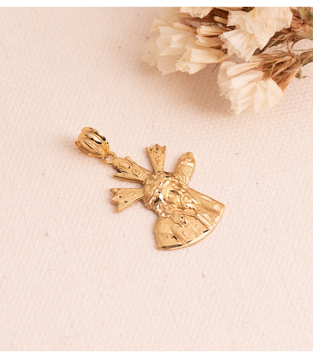 Christ du Grand Pouvoir Silhouette Or 18K 24mm
