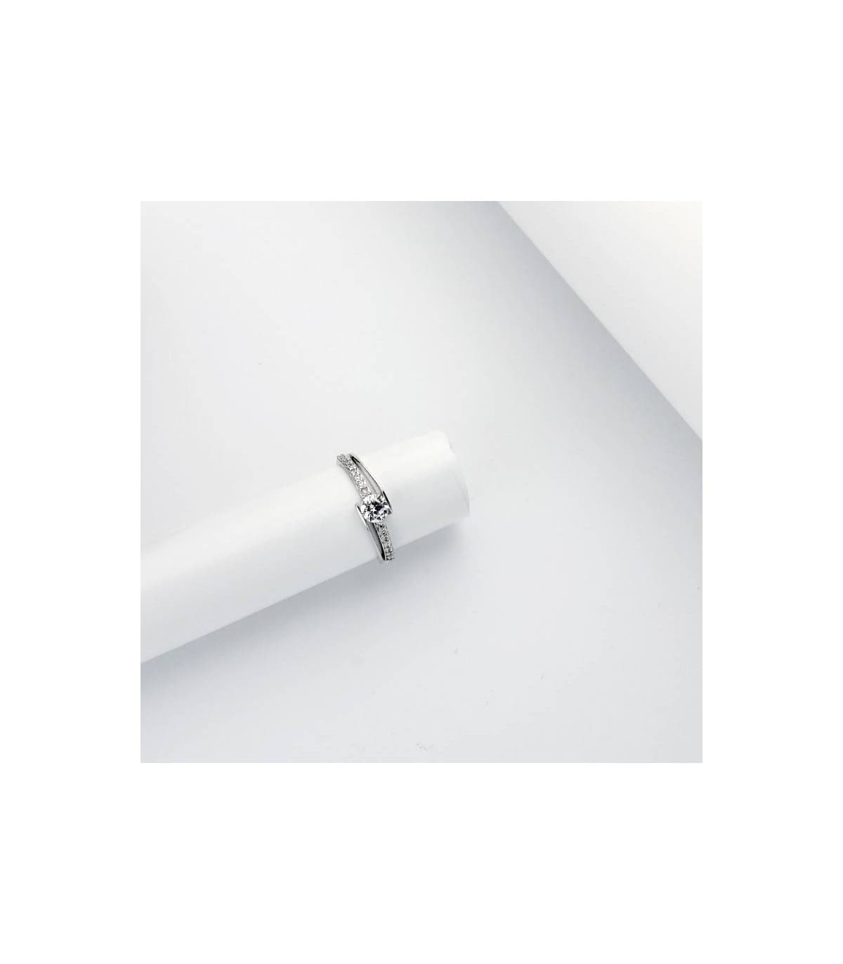 anillo de pedida en oro blanco 18 ktes para boda