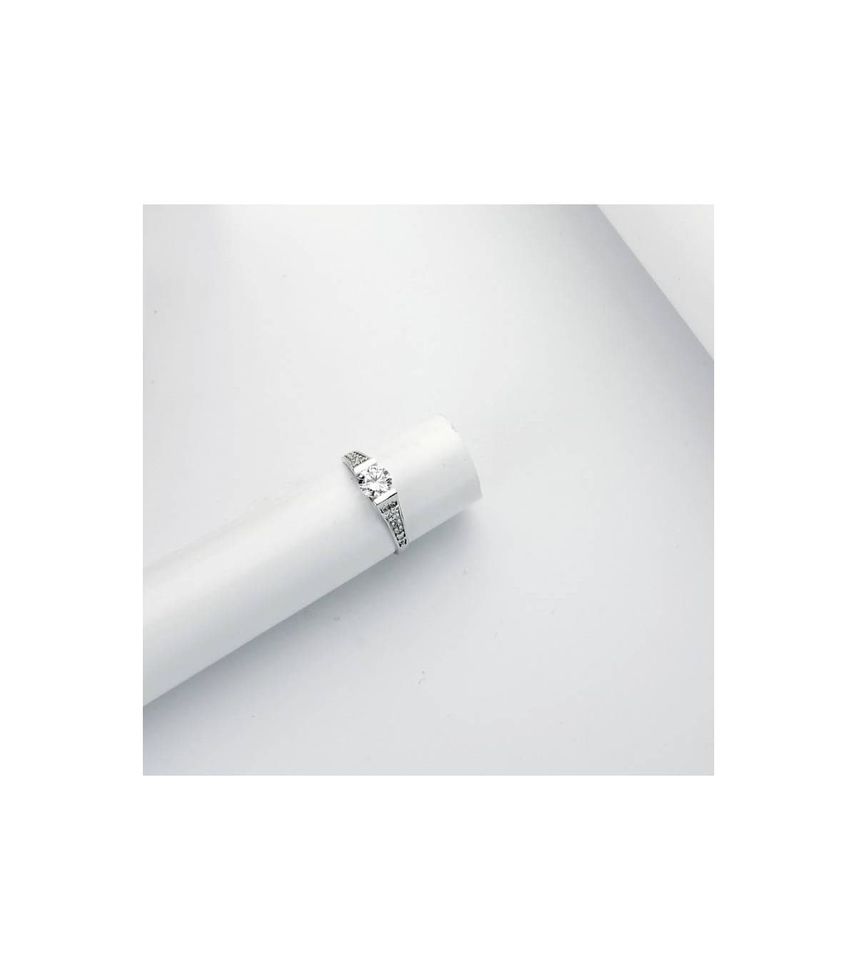 Solitario Nyza, anello di fidanzamento in or bianco 750 ‰