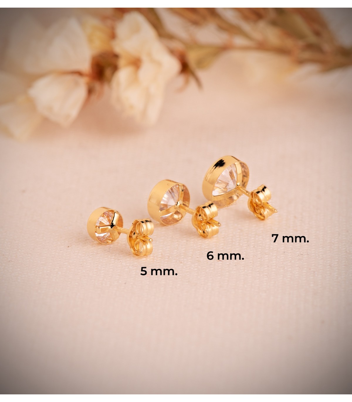 Pendientes chatón Niña Noly Oro Amarillo 18 K 6 MM, cierre presión
