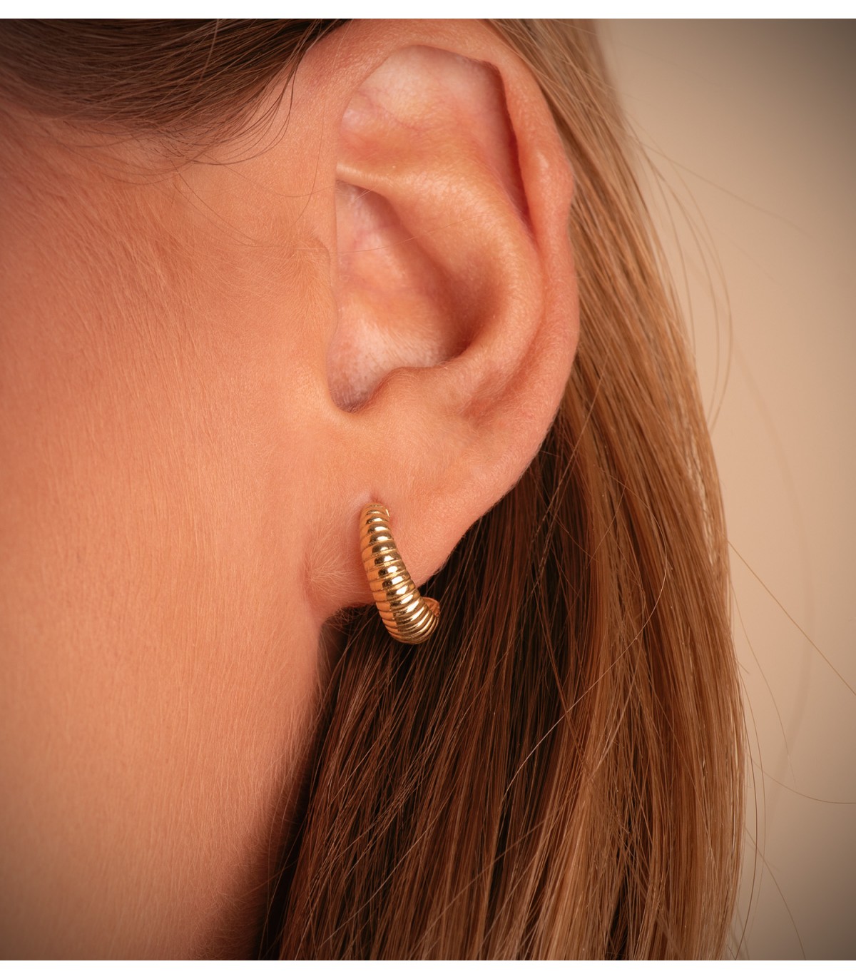 Aros gallonados pequeños | Pendientes de aro en oro 18k para mujer