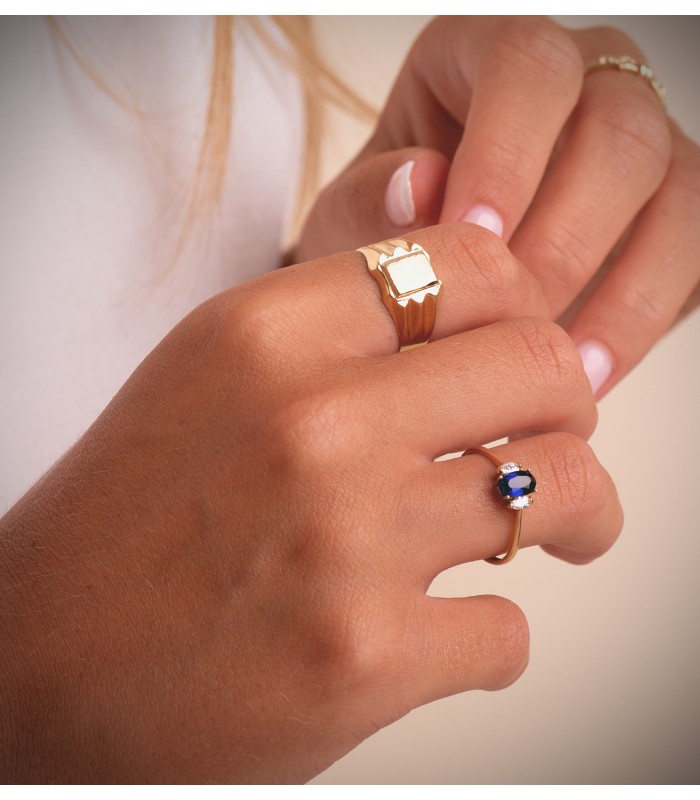 Rechteckiger Siegelring für Damen mit persönlicher Gravur, 18K | Ring Collins, online kaufen