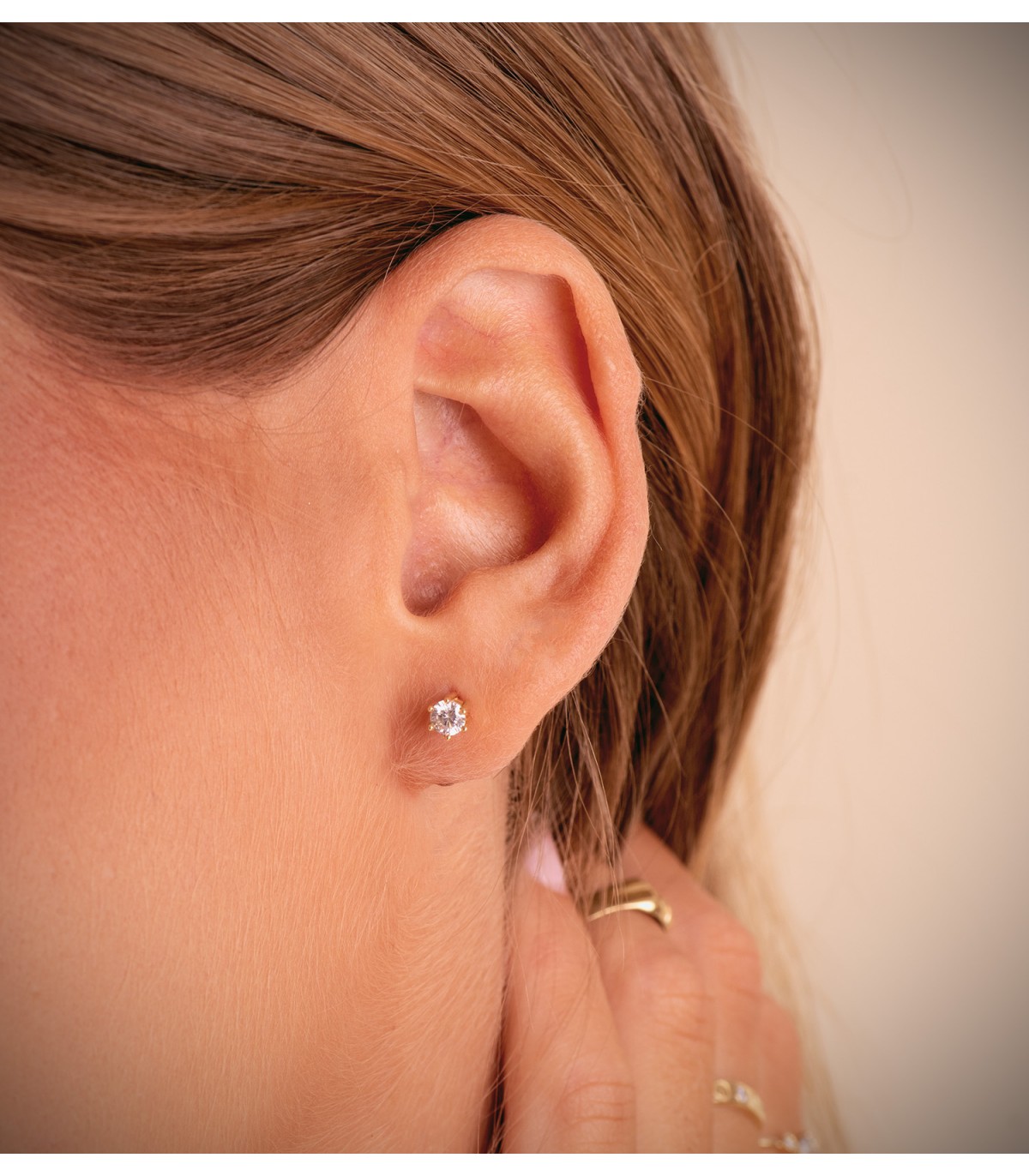 Boucles d'oreilles en diamant et or jaune 18 carats pour femme, puces d'oreilles Eirlys 0,400 ct