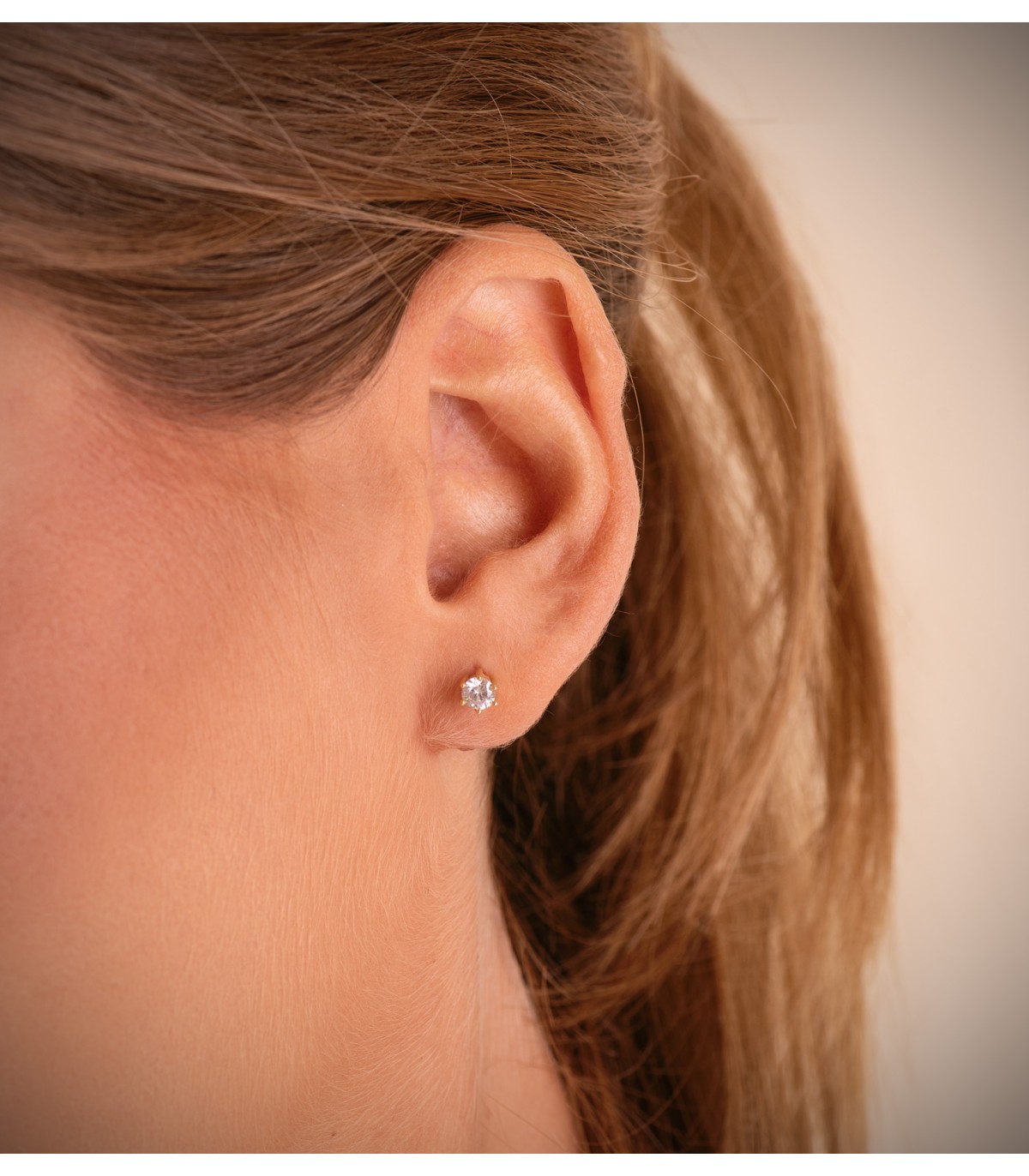 Boucles d'oreilles en diamant et or jaune 18 carats pour femme, puces d'oreilles Eirlys 0,400 ct