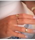 Chevalière Hikari or jaune 18 carats. Bagues personnalisés pour bébé ou petit doigt femme.