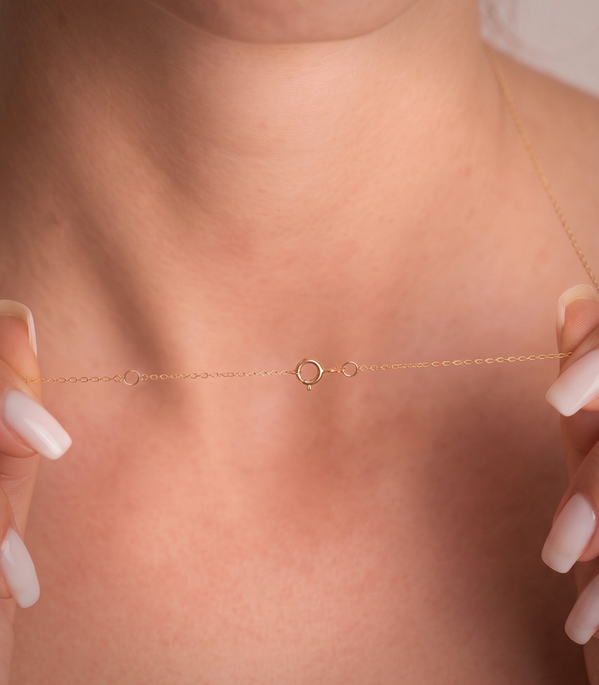 Collana oro da donna 18kt Dorothea | Catenina con pietre colorate
