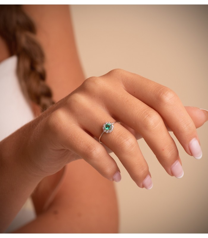 Anello Tondo pavè Smeraldo 0,25 ct Oro bianco 18kt