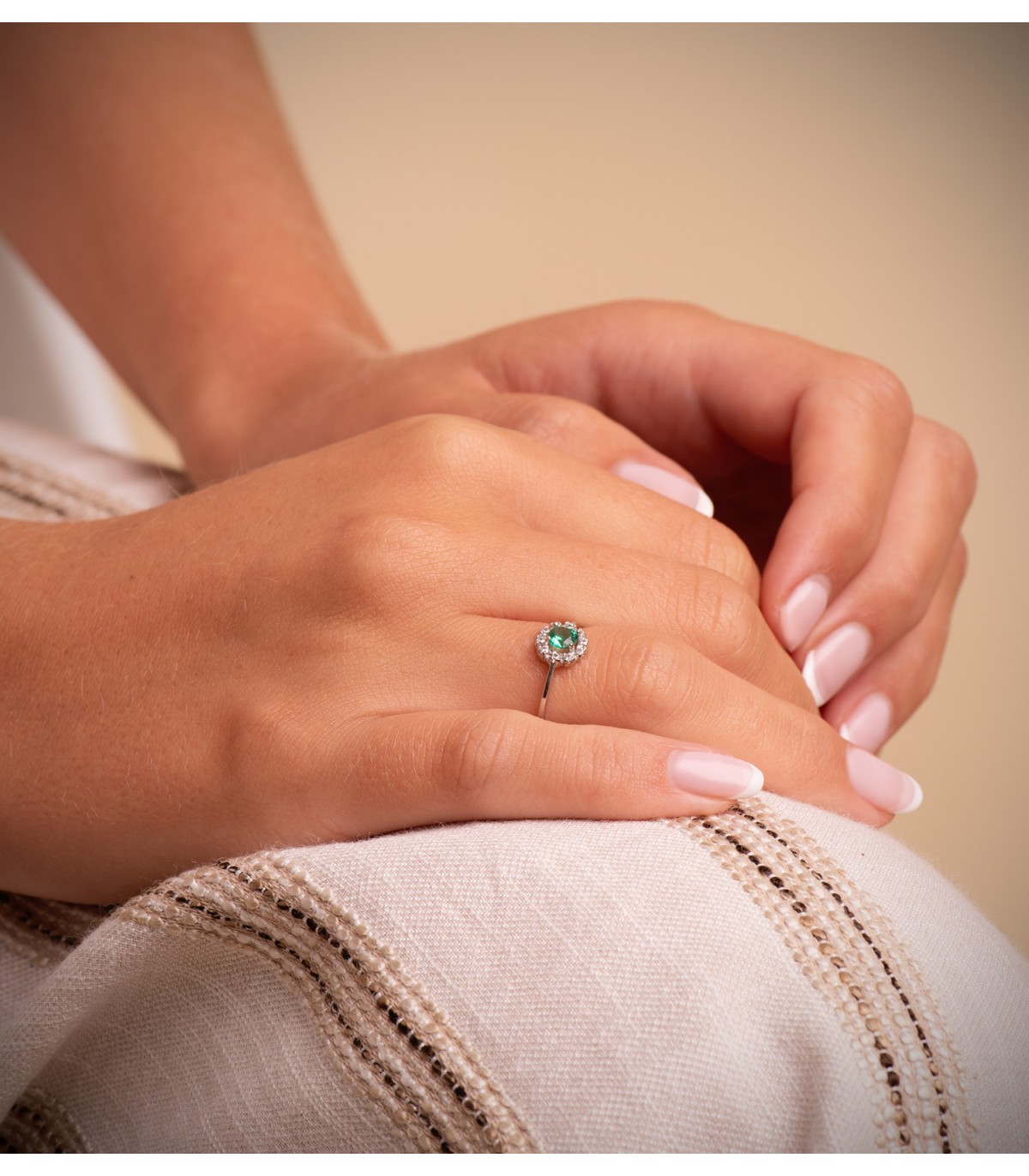 Bague Femme Émeraude 0.26 Ct. Or Blanc 18K