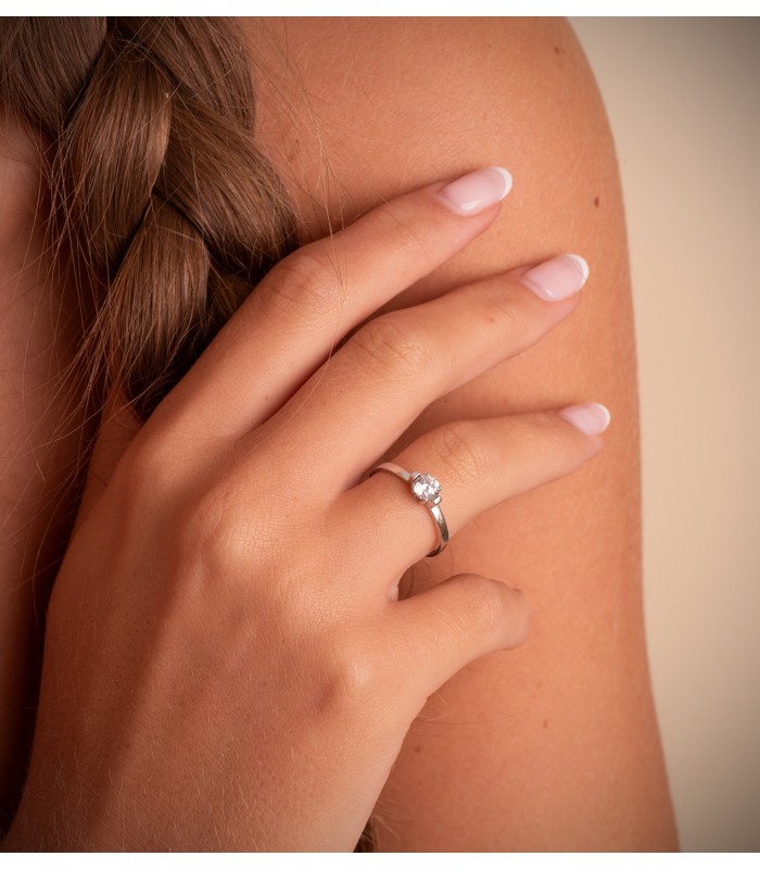 Verlobungsringe bei ALDA, Online-Juwelier | Solitärring „Neptun“ aus 18 Karat Weißgold