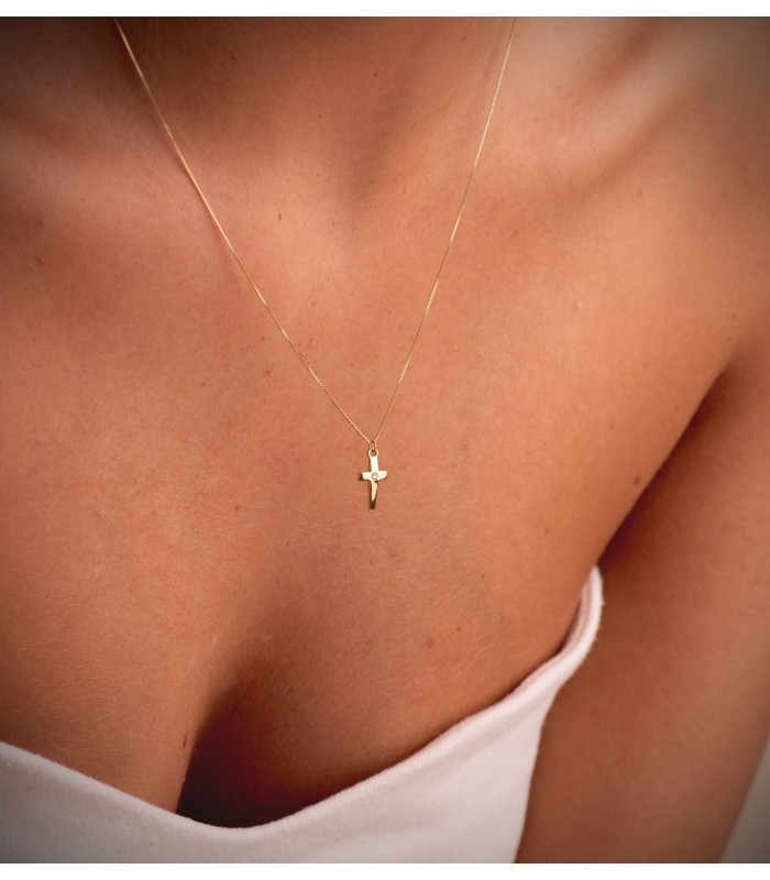 Gargantilla Cruz Diamante 0.015 Qt. Oro 18K