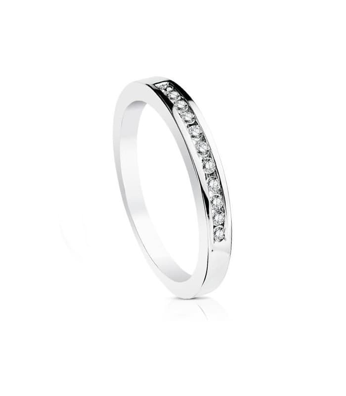 Anillo de compromiso modelo Aida en oro 18 kilates con diamantes. Anillo de boda para novia.