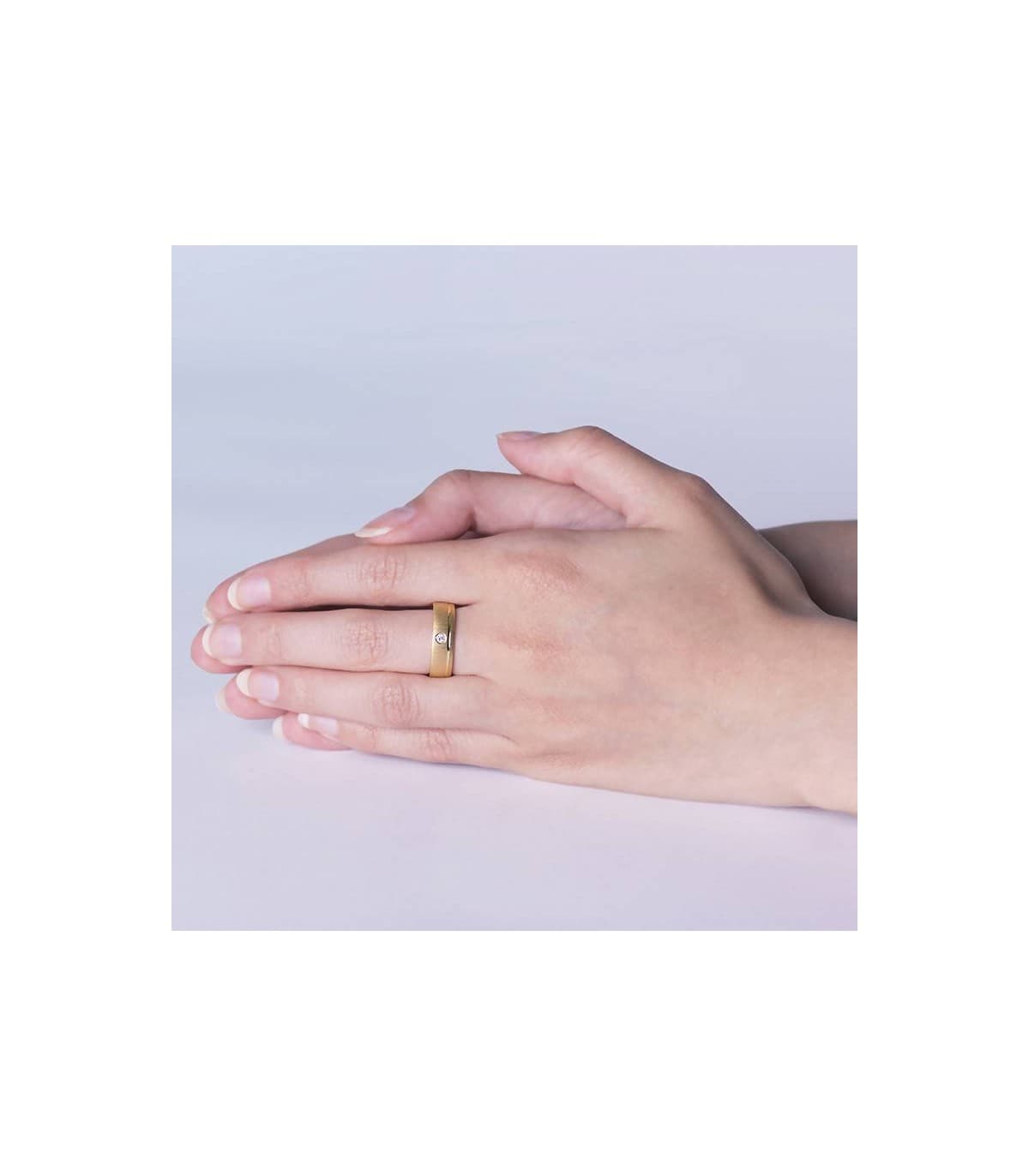 Alianza matrimonio novia modelo Giulia. Alianza 5.5 mm oro 18 kilates. Alda Joyeros.