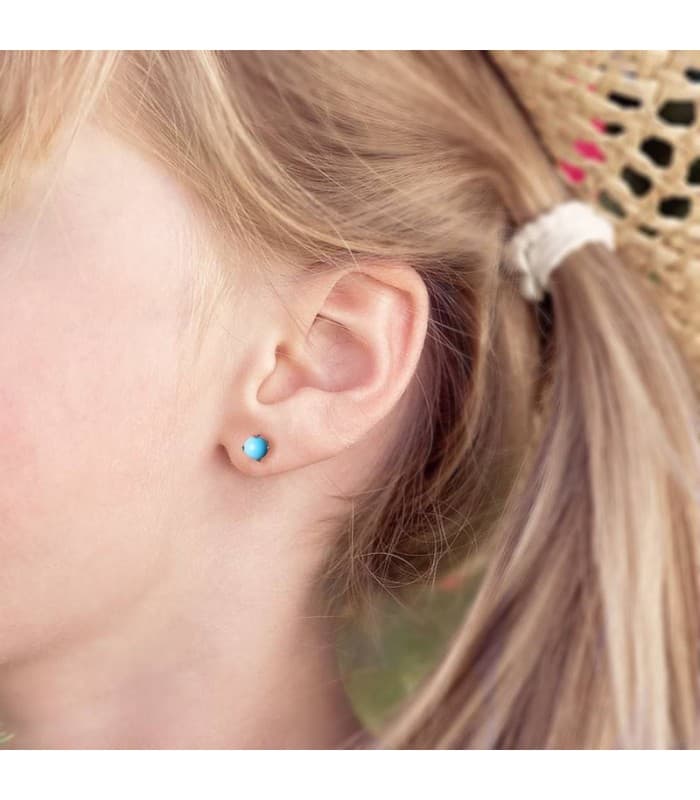 Pendientes turquesa niña, modelo Marianela con bolitas azul 5mm, oro 18k 750