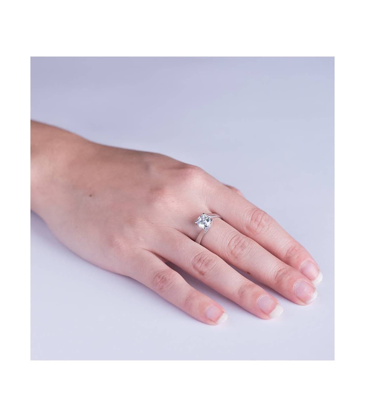 Anello Solitario Claire oro bianco 18 Kt