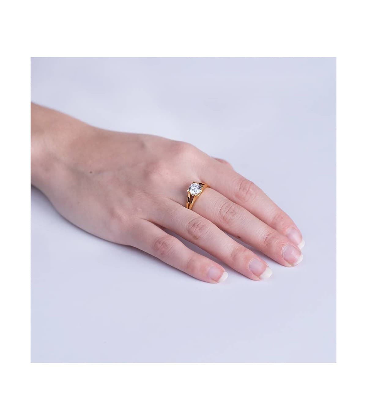 Anillo de pedida de mano. Anillos de compromiso mujer oro 18 kilates.