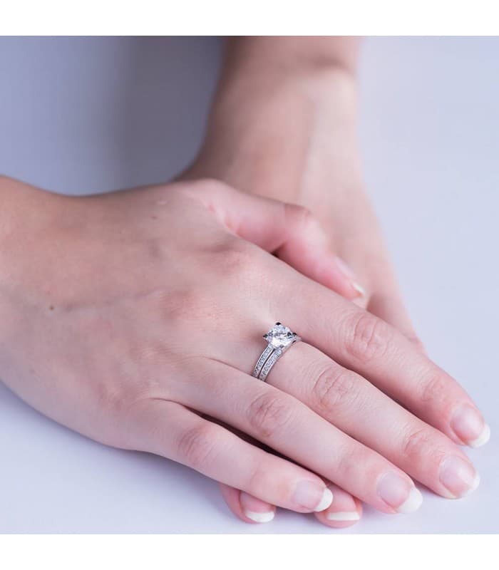Solitaire Oriana 18 Carats