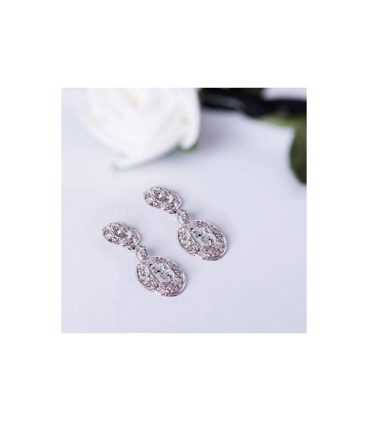 Boucles D'oreilles Or blanc 18 carats Oval. Nancy