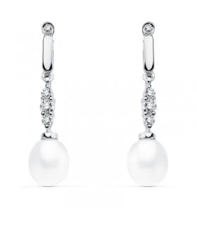 Pendientes de boda en oro blanco de 18 kilates circonitas chatón y perla cultivada. Joyería online.
