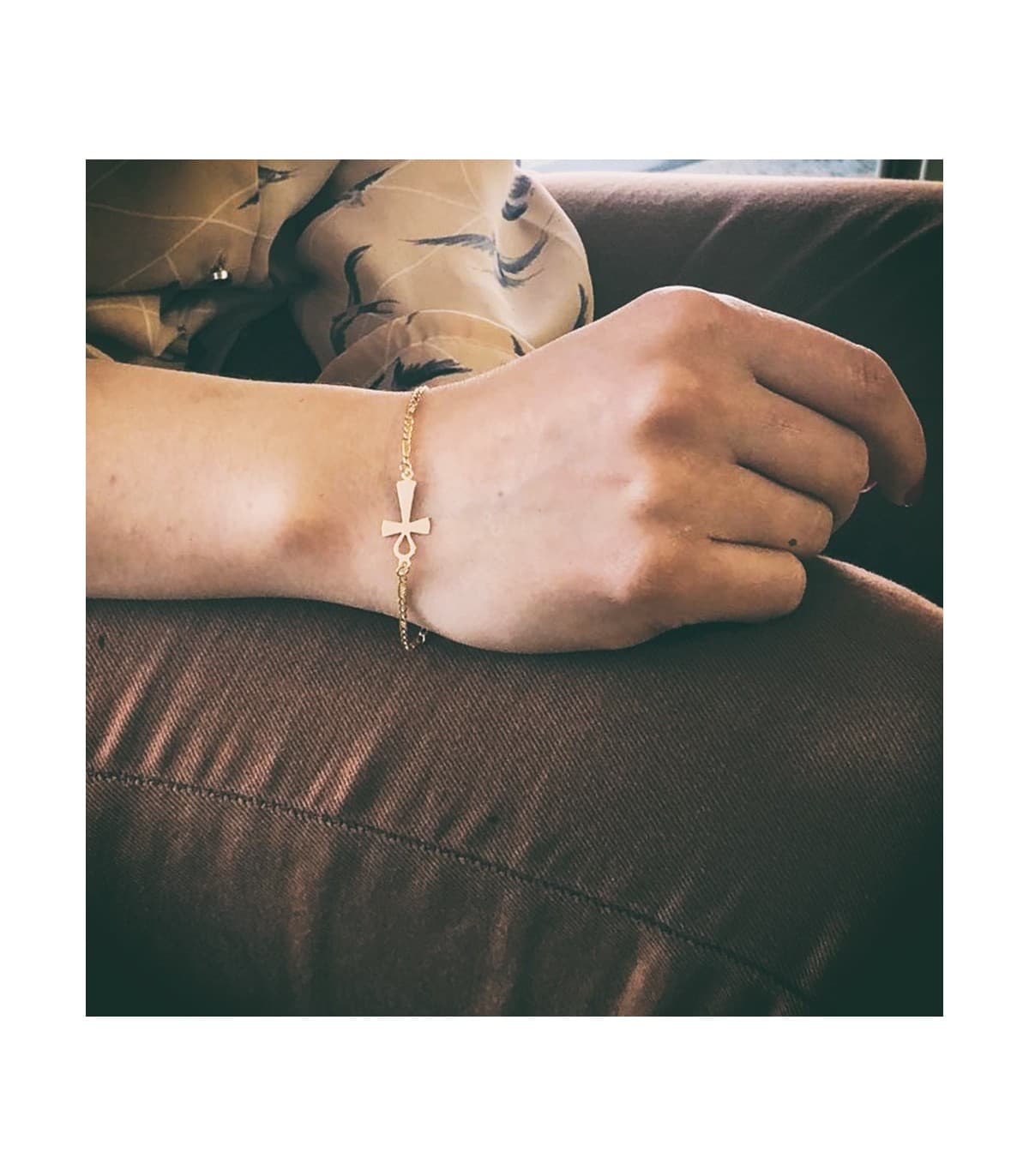 Pulsera oro 18 kilates tendencias joyeria mujer pulsera cruz de la vida