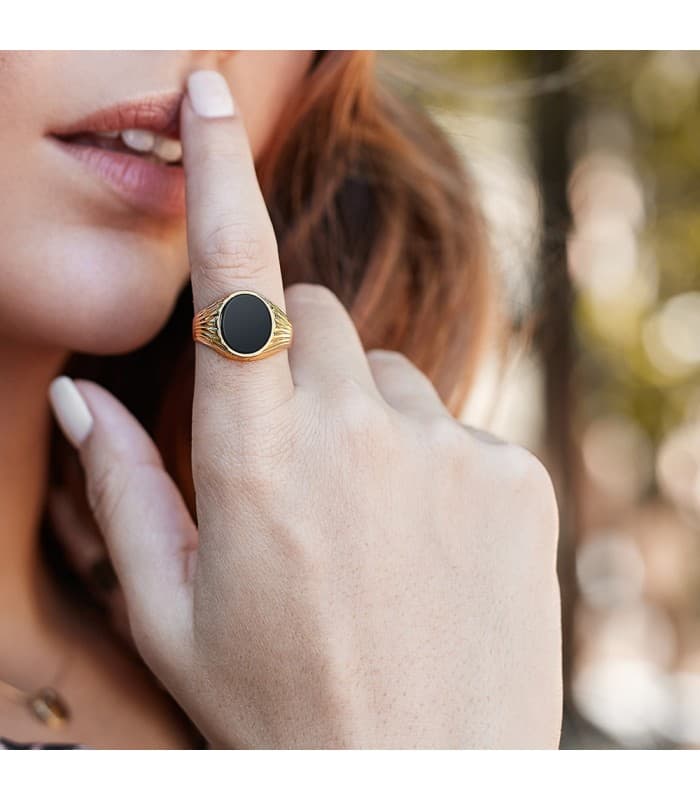 Anillo Sello mujer Piero Oro Amarillo 18 Kilates Piedra Oval Ónix Negro Sello Hombre elegante