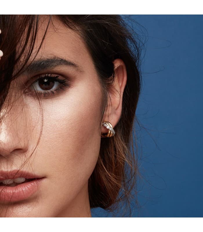 Pendientes elegantes de mujer Eleonora Oro Bicolor 18 ktes Bandas Onduladas Cierre Omega