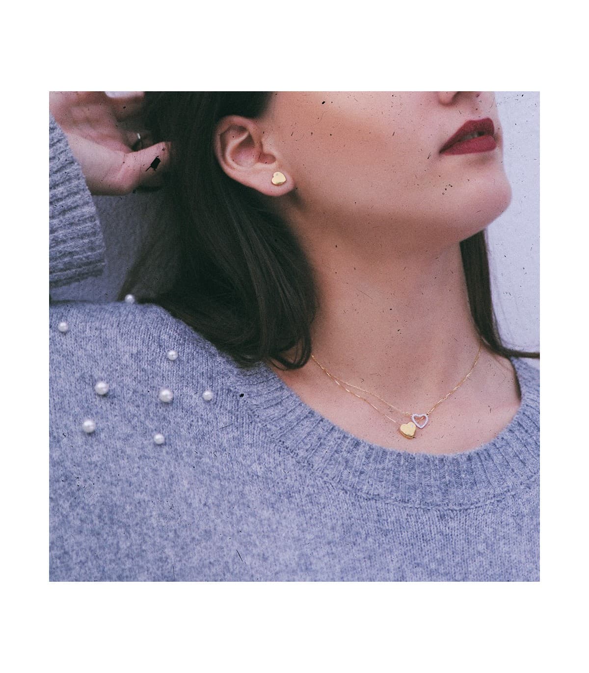 Pendientes de mujer modernos oro amarillo 18 kilates forma corazón circonita brillante