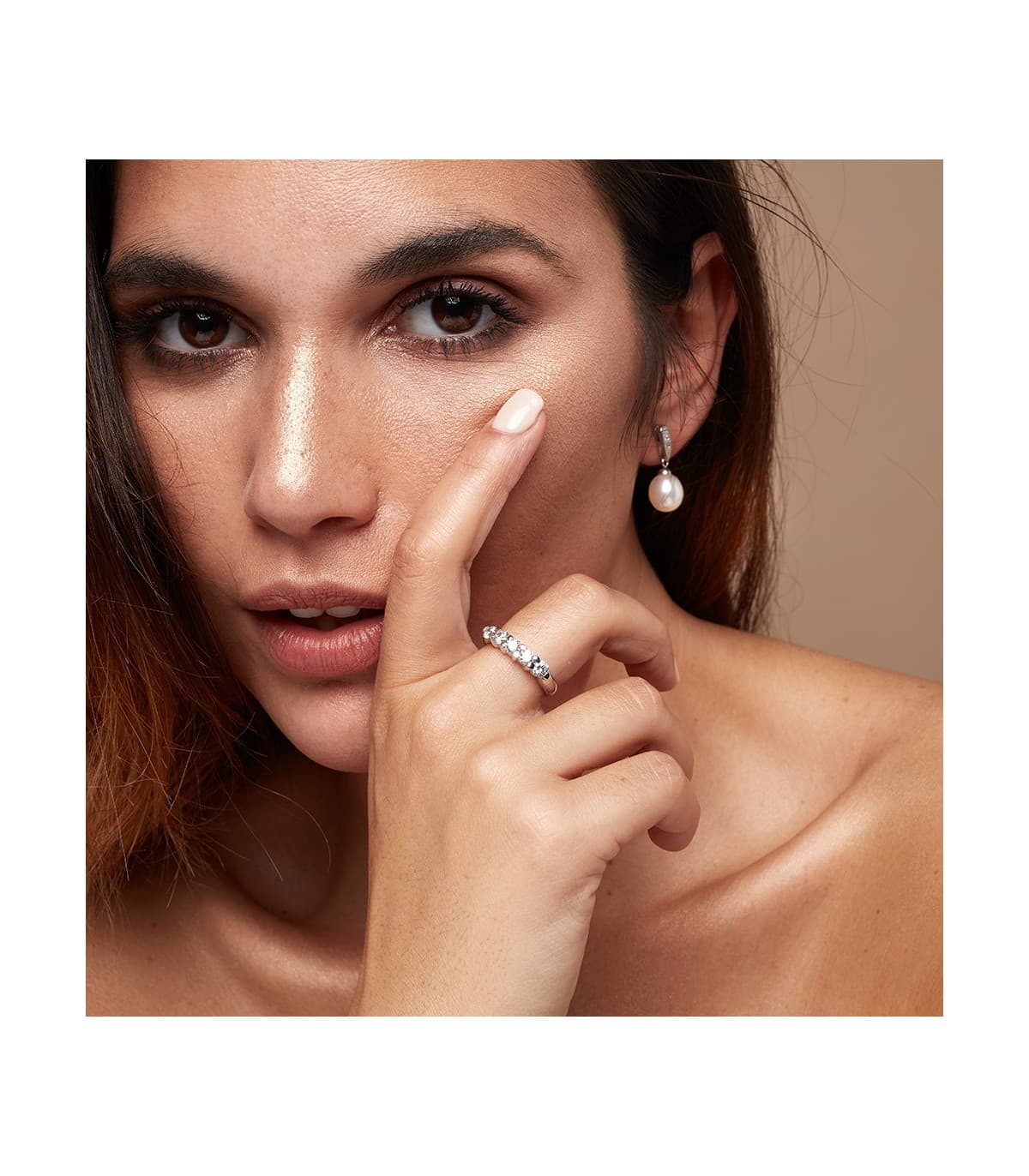 Anello di fidanzamento Eternity Clarise in oro bianco 750 18 kt | Anello veretta da donna