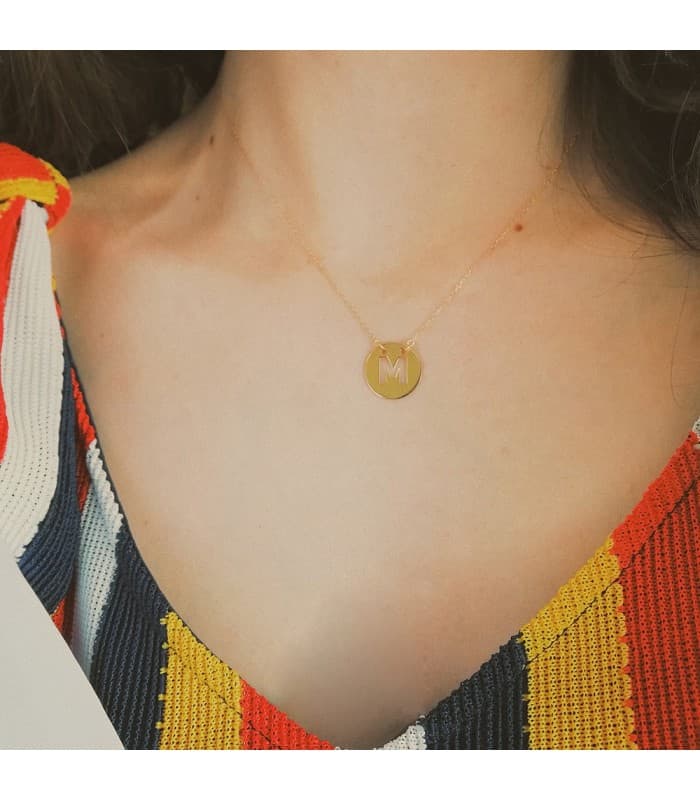 Collar letra M inicial oro amarillo 18k 42cm  gargantilla mujer nombre joyas personalizadas