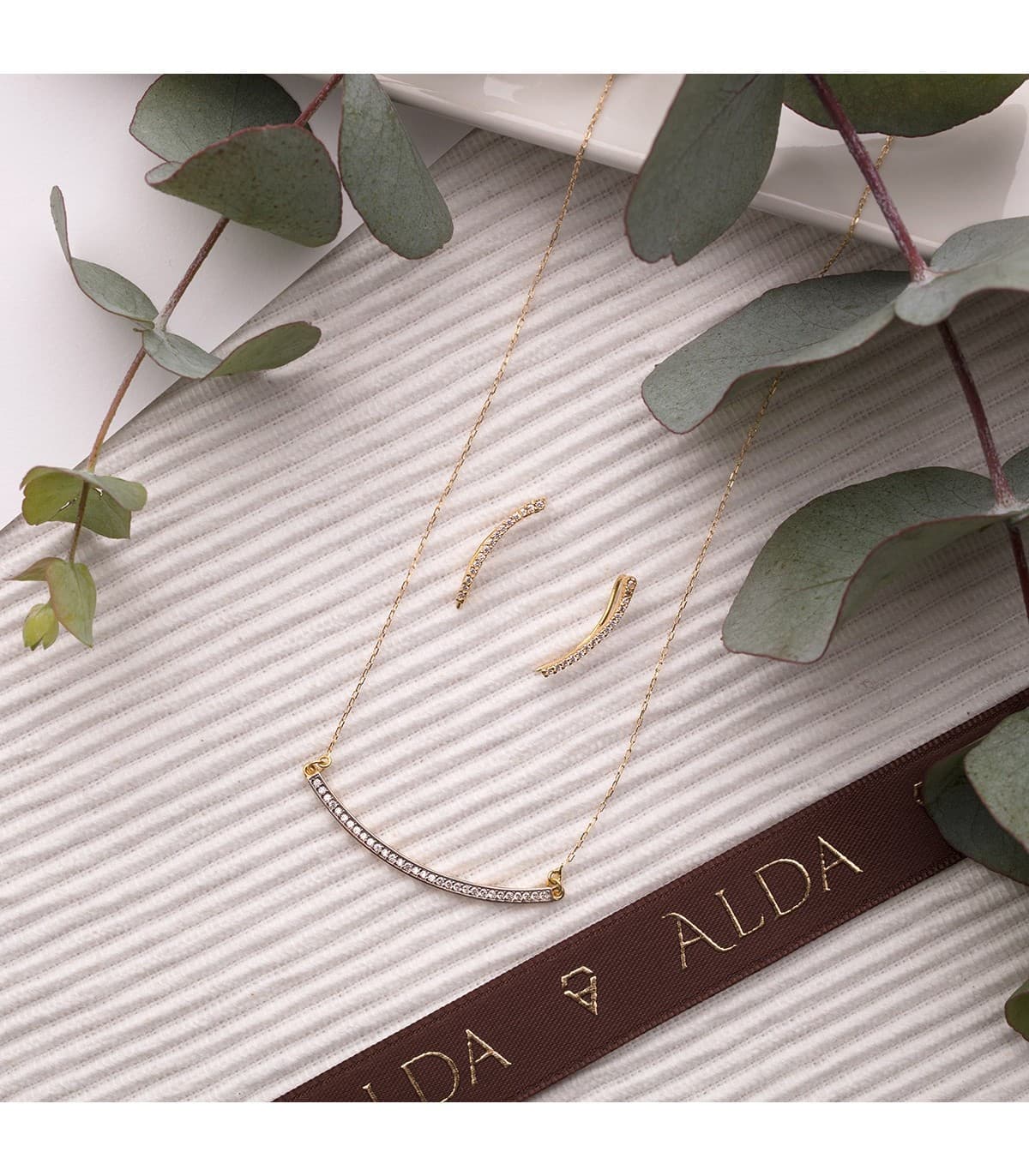 Boucles d'oreilles Grimpeurs Arc Or Jaune 18K